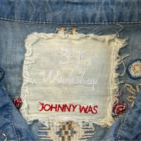 Johnny Was 3J Workshop Embroidered Denim Dress - Picture 6 of 13